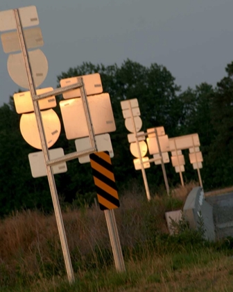 Picture of COUNTRY SIGNS I