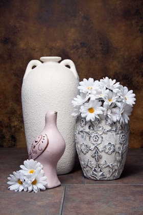 Picture of VASES WITH DAISIES II