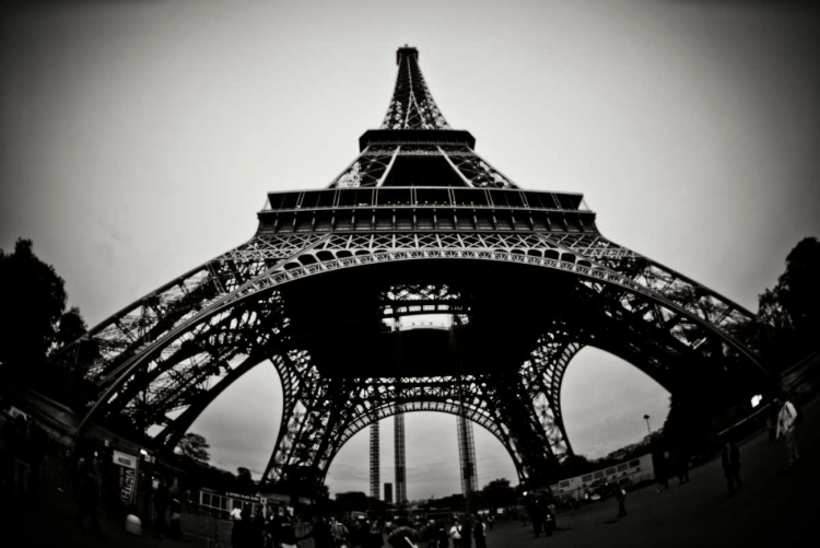 Picture of EIFFEL TOWER FISHEYE