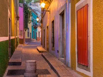 Picture of COLORFUL STREET II