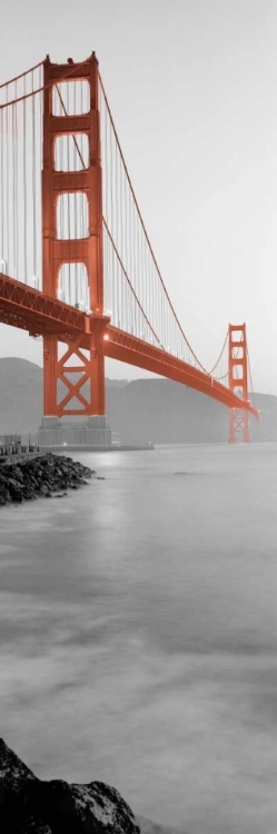 Picture of GOLDEN GATE BRIDGE AT DAWN (A)