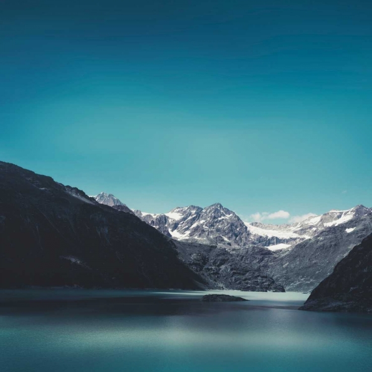 Picture of TURQUOISE MOUNTAIN LAKE