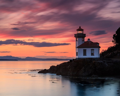Picture of ORANGE SUNSET AT LIME KILN LIGHTHOUSE