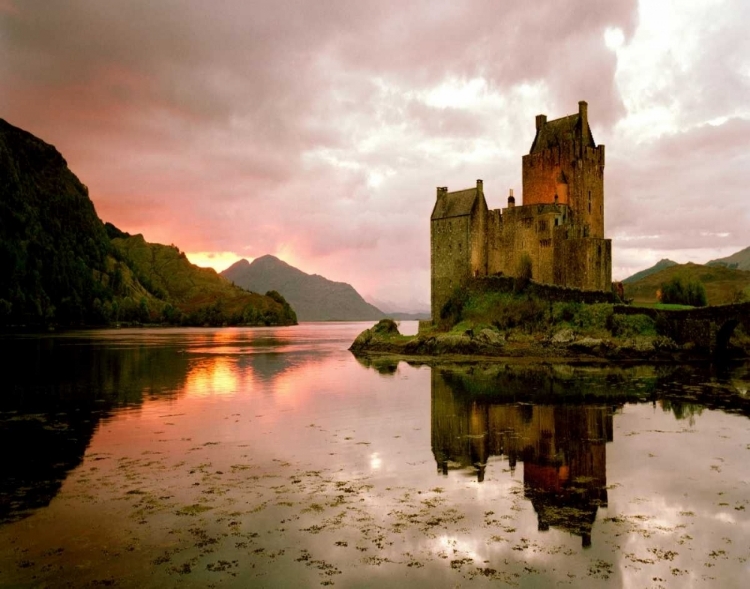 Picture of EILEAN DONAN, SCOTLAND