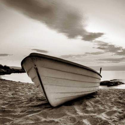 Picture of BOAT ON THE BEACH