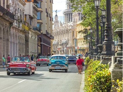 Picture of VINTAGE CARS ON HAVANA STREET, CUBA