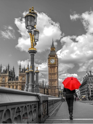 Picture of TOURIST WITH AN UMBRELLA ON WESTMINSTER BRIDGE, LONDON, UK