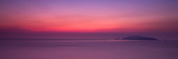 Picture of SUNSET OVER THE SEA