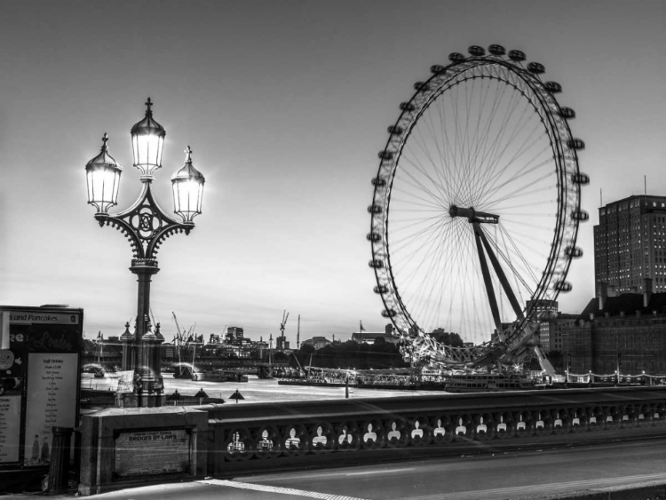 Picture of STREET LAMP ON WESTMINSTER BRIDGE WITH LONDON EYE IN BACKGROUND, LONDON, UK