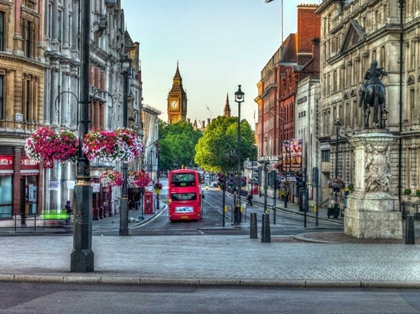 Picture of STREETS OF LONDON CITY WITH DOUBLE DECKER BUS, UK