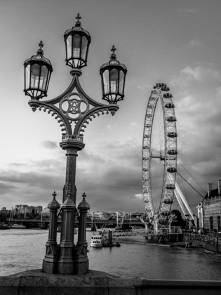 Picture of STREET LAMP WITH LONDON EYE, LONDON, UK