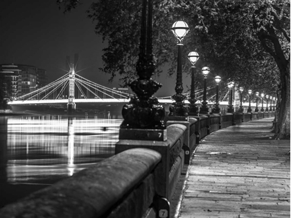 Picture of LONDON RIVERSIDE PROMENADE WITH ALBERT BRIDGE