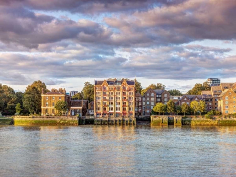 Picture of LONDON SKYLINE OVER RIVER THAMES, UK