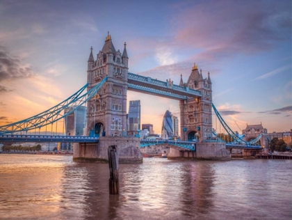 Picture of FAMOUS TOWER BRIDGE OVER RIVER THAMES, LONDON, UK