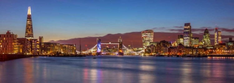 Picture of LONDON SKYLINE OVER RIVER THAMES, UK