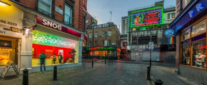 Picture of LONDON CITY STREET IN EVENING