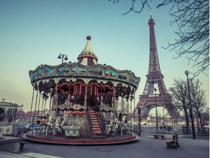 Picture of CAROUSEL WITH THE EIFFEL TOWER IN THE BACKGROUND