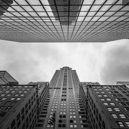 Picture of CHRYSLER BUILDING IN NEW YORK CITY