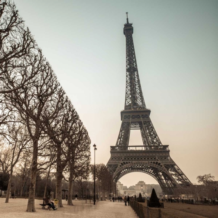 Picture of EIFFEL TOWER, PARIS