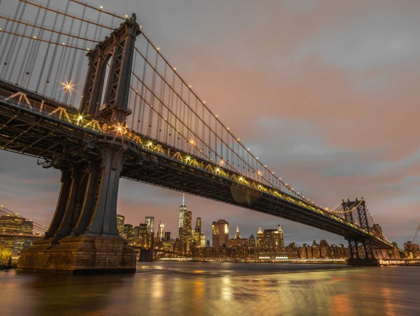 Picture of MANHATTAN BRIDGE AND NEW YORK CITY SKYLINE