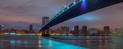 Picture of MANHATTAN BRIDGE AND NEW YORK CITY SKYLINE