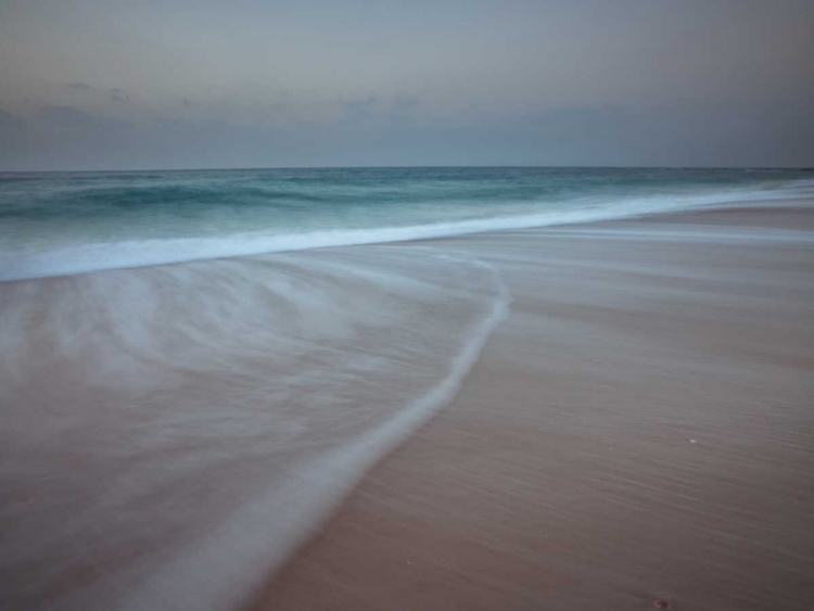 Picture of SURF APPROACHING THE BEACH