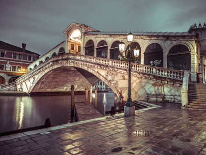 Picture of RIALTO BRIDGE AT NIGHT, VENICE, ITALY