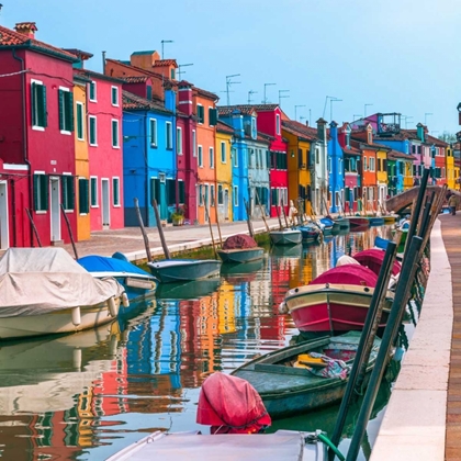 Picture of MULTI-COLOURED HOUSES NEXT TO A CANAL, BURANO, ITALY
