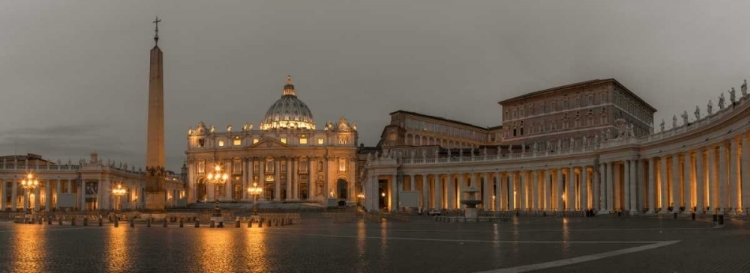 Picture of ST. PETERS SQUARE AT THE VATICAN CITY, ROME, ITALY