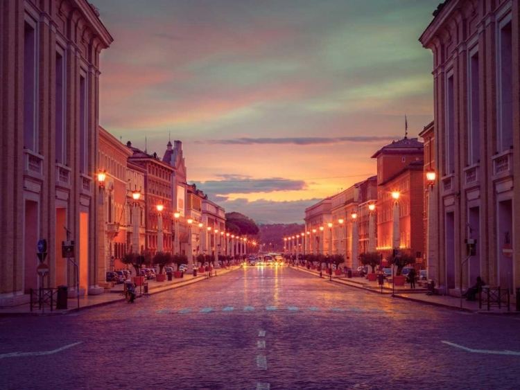 Picture of ST. PETERS SQUARE AT THE VATICAN CITY, ROME, ITALY