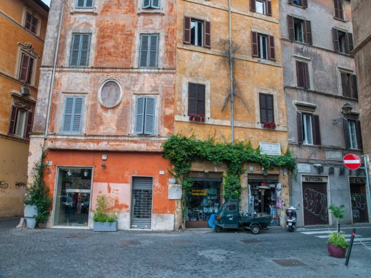 Picture of OLD BUILDINGS IN CITY OF ROME, ITALY