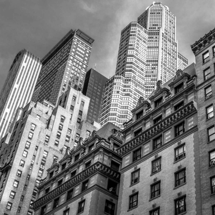 Picture of SKYSCRAPES IN NEW YORK CITY