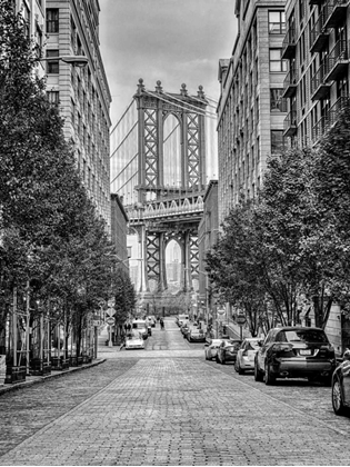 Picture of MANHATTAN BRIDGE SEEN FROM THE DUMBO NEIGHBORHOOD IN BROOKLYN, NEW YORK