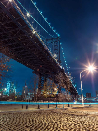 Picture of MANHATTAN BRIDGE OVER EAST RIVER AT DUSK, NEW YORK