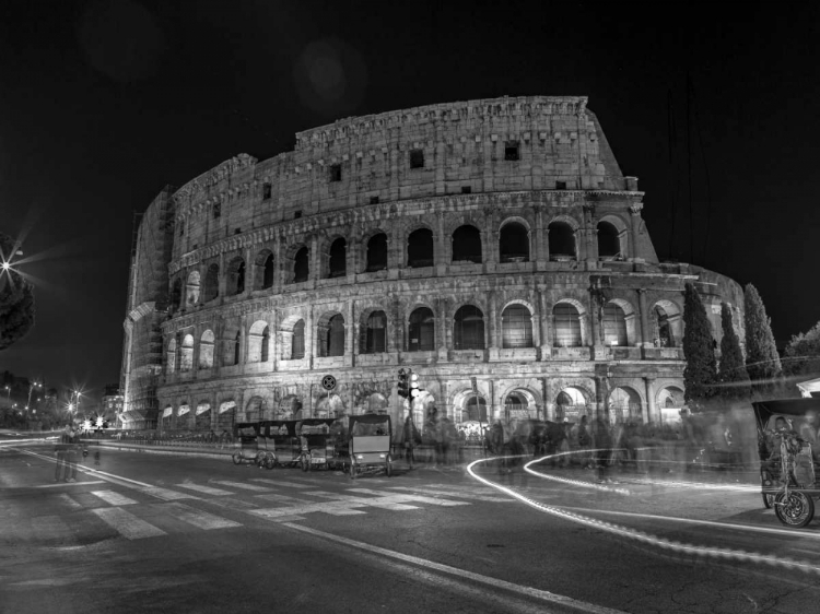 Picture of FAMOUS COLOSSEUM IN ROME, ITALY