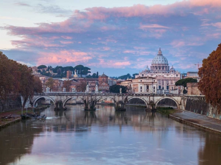 Picture of VIEW OF BASILICA DI SAN PIETRO IN VATICAN, ROME, ITALY