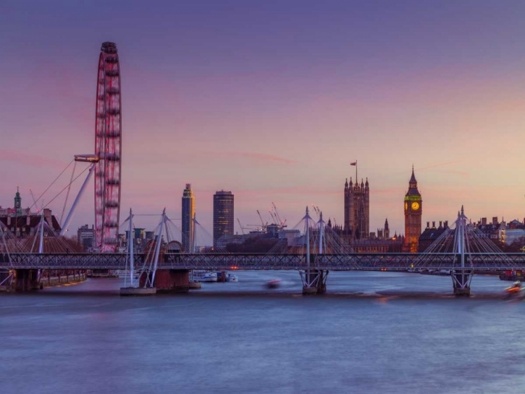 Picture of LONDON CITYSCAPE OVER RIVER THAMES