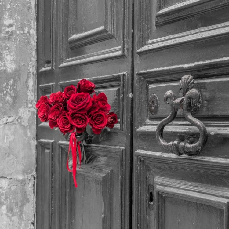 Picture of BUNCH OF ROSES ON DOOR OF A BUILDING IN MDINA, MALTA
