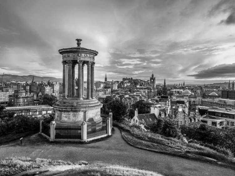 Picture of A VIEW FROM CARLTON HILL, EDINBURGH, SCOTLAND, FTBR-1799