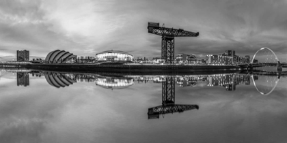 Picture of VIEW ALONG THE RIVER CLYDE AT NIGHT, GLASGOW