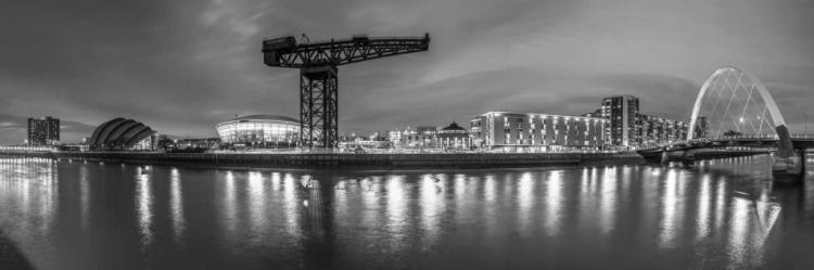 Picture of VIEW ALONG THE RIVER CLYDE AT NIGHT, GLASGOW