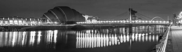 Picture of VIEW ALONG THE RIVER CLYDE AT NIGHT, GLASGOW, FTBR-1808