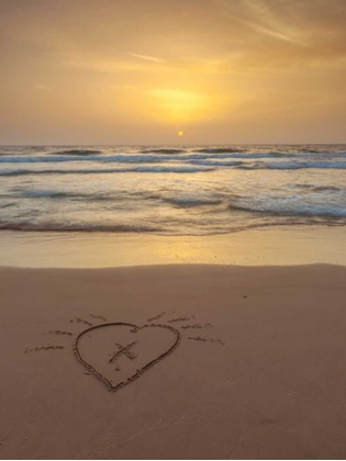 Picture of SAND WRITING - HEART SHAPE DRAWN ON THE BEACH