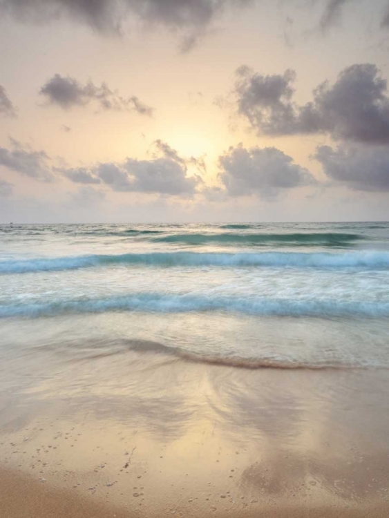 Picture of TRANQUIL BEACH WITH CLOUDSCAPES