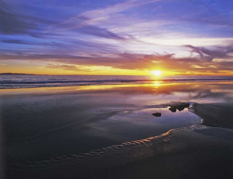 Picture of CA, SANTA BARBARA SUNSET ON THE OCEAN AND BEACH