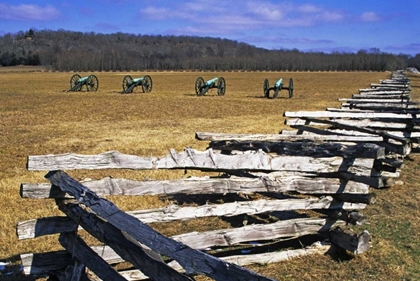 Picture of ARKANSAS SPLIT-RAIL FENCE AND CIVIL WAR CANNONS
