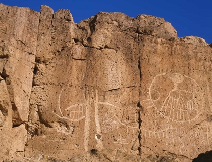 Picture of CALIFORNIA, OWENS VALLEY, CURVILINEAR PETROGLYPHS