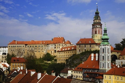 Picture of CZECH REPUBLIC CESKY KRUMLOV CASTLE IN TOWNSCAPE