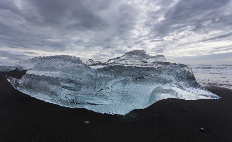 Picture of ICELAND ICEBERG PIECE FROM JOKULSARLON LAGOON