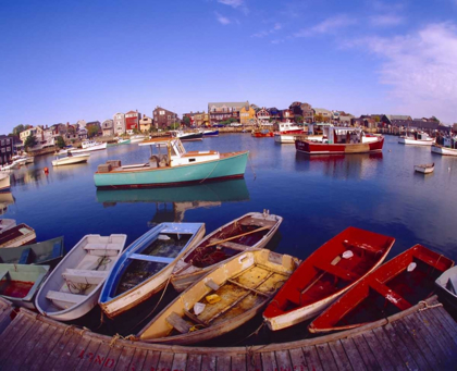 Picture of ME, ROCKPORT TOWN BUILDINGS AND BOATS IN BAY